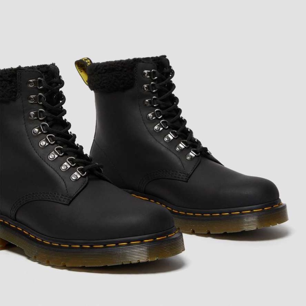 New women’s size 9 Dr.Martens 1460 Wintergrip Fleece Leather Boot - Picture 1 of 4